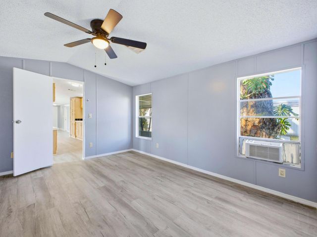 4185 N Shady Lane, Boynton Beach, FL 33436