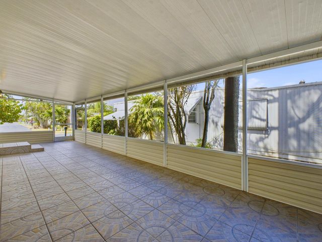 4185 N Shady Lane, Boynton Beach, FL 33436