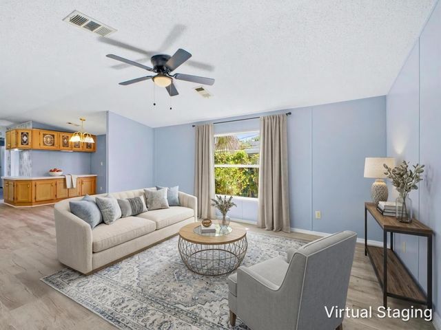 4185 N Shady Lane, Boynton Beach, FL 33436