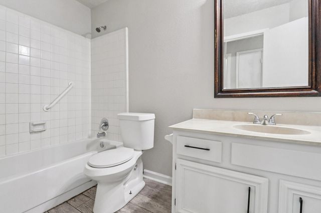 11306 Bayou Place Lane, Houston, TX 77099
