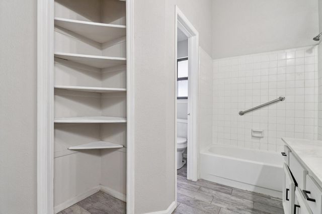 11306 Bayou Place Lane, Houston, TX 77099