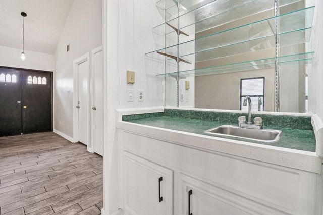 11306 Bayou Place Lane, Houston, TX 77099