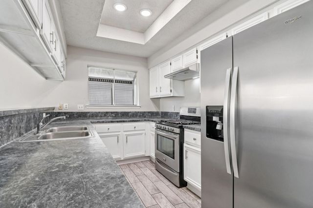 11306 Bayou Place Lane, Houston, TX 77099