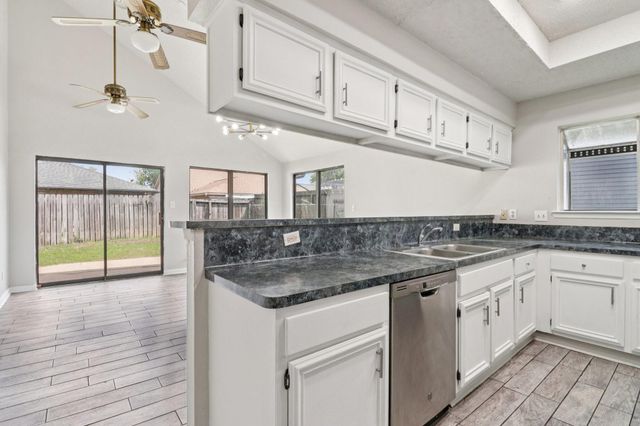 11306 Bayou Place Lane, Houston, TX 77099