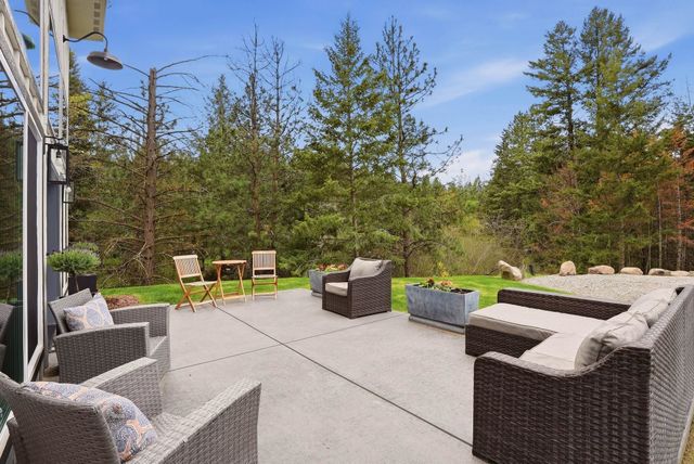 5648 S Cree Dr, Spokane, WA 99206