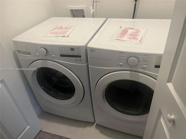 11935 SW 246th Ter, Miami, FL 33032