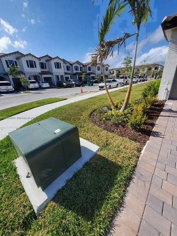 11935 SW 246th Ter, Miami, FL 33032