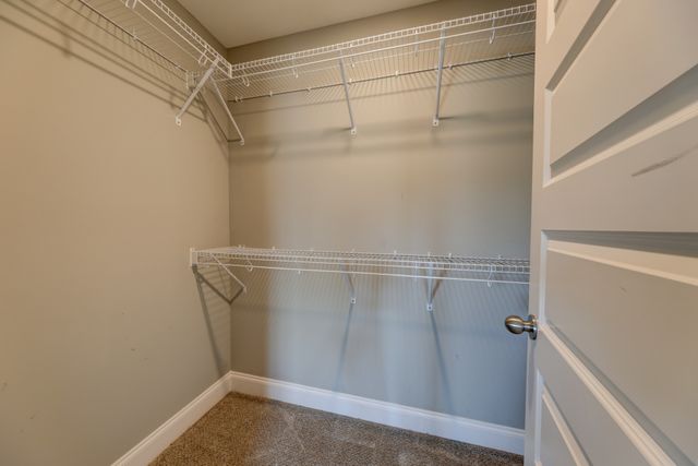 501 Vale Ct, Clarksville, TN 37042