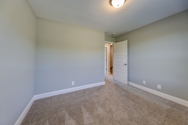 501 Vale Ct, Clarksville, TN 37042