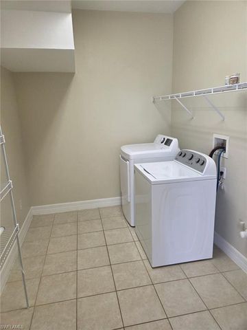 15122 Summit Place CIR 212, Naples, FL 34119