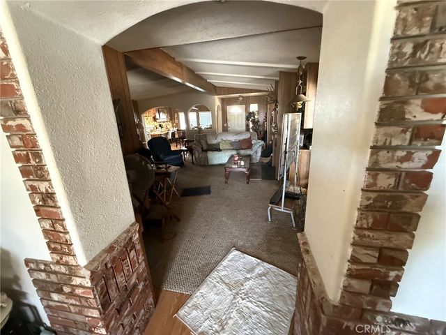 19536 Valle Vista Road, Phelan, CA 92301