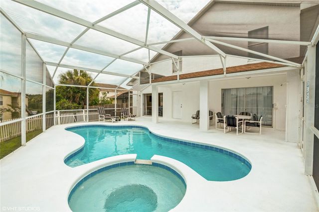 8825 KENSINGTON COURT, Kissimmee, FL 34747