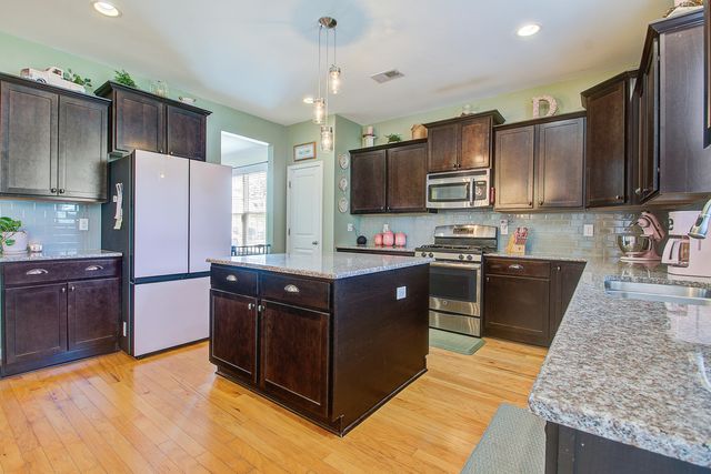 1305 Raven Road, Hanahan, SC 29410