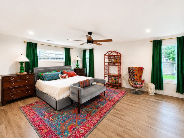 2728 Sunset Avenue, Dallas, TX 75211