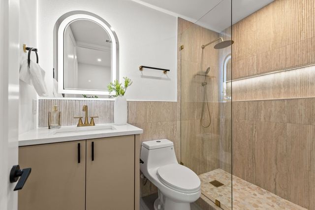 1827 Pollard Street, Dallas, TX 75208