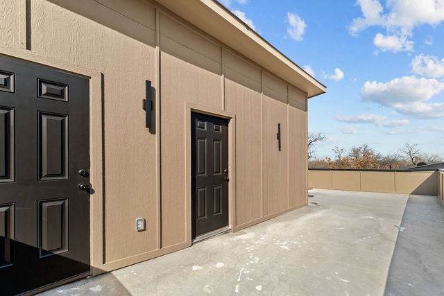 1827 Pollard Street, Dallas, TX 75208