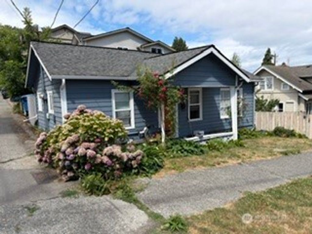 3115 Queen Anne Avenue N, Seattle, WA 98109