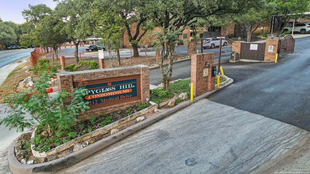 4212 Medical Dr Unit 413, San Antonio, TX 78229