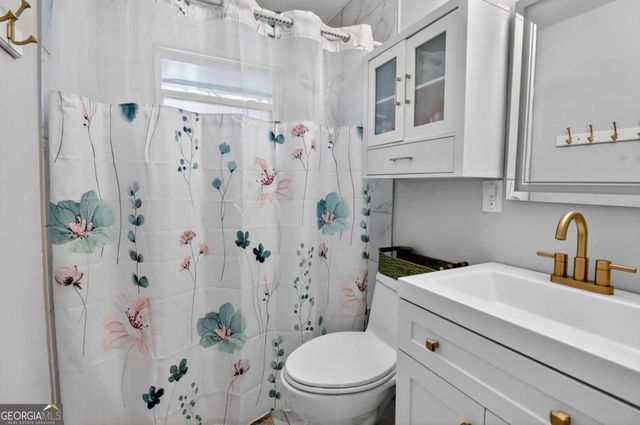 823 Frances Drive SE, Smyrna, GA 30080