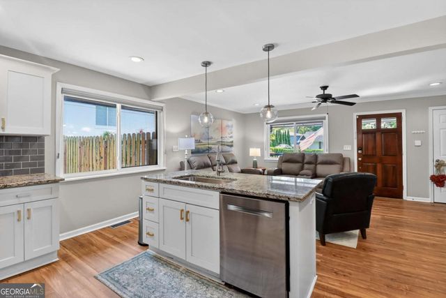 823 Frances Drive SE, Smyrna, GA 30080