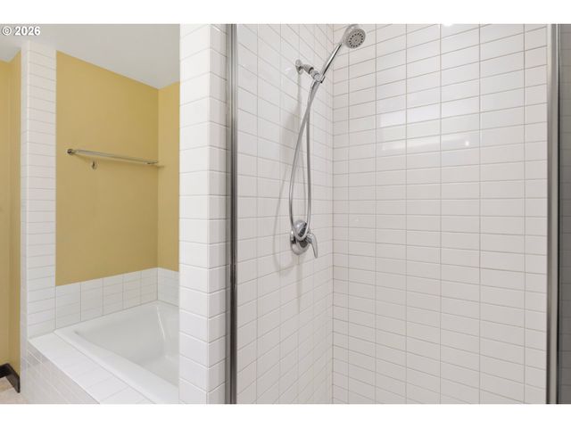 3570 S RIVER Pkwy 1313, Portland, OR 97239