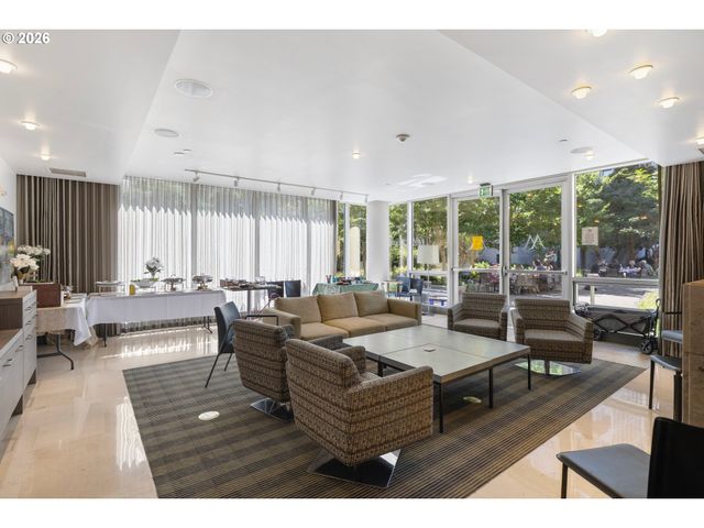 3570 S RIVER Pkwy 1313, Portland, OR 97239