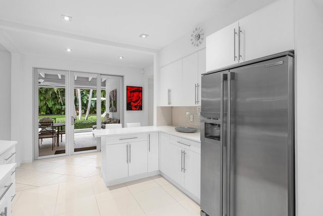 713 SE Atlantic Drive, Lantana, FL 33462