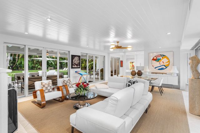 713 SE Atlantic Drive, Lantana, FL 33462