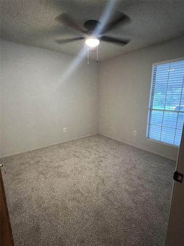 8105 Dowling CV, Austin, TX 78745