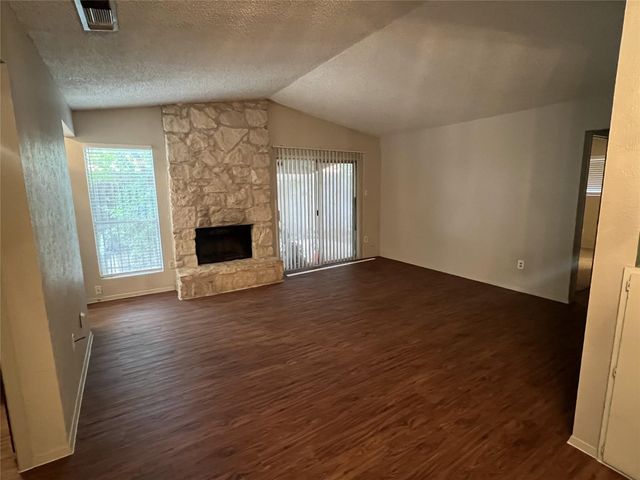 8105 Dowling CV, Austin, TX 78745