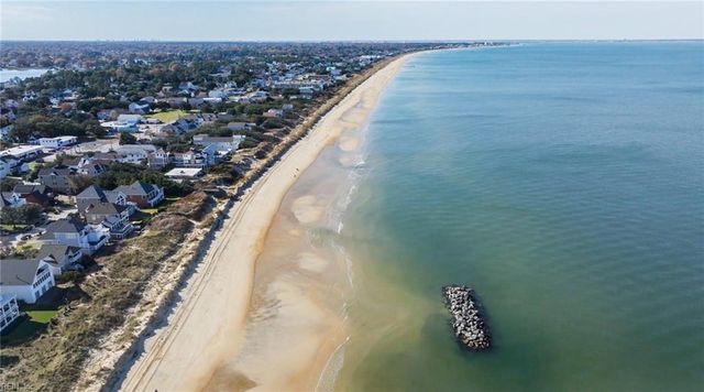 7922 Shore Dr Apt 313, Norfolk, VA 23518