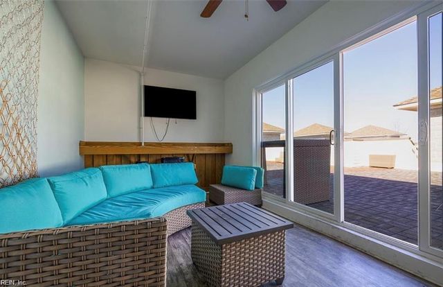 7922 Shore Dr Apt 313, Norfolk, VA 23518