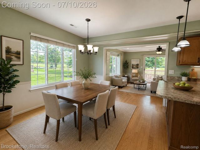 904 Country Club Drive, St. Clair Shores, MI 48082