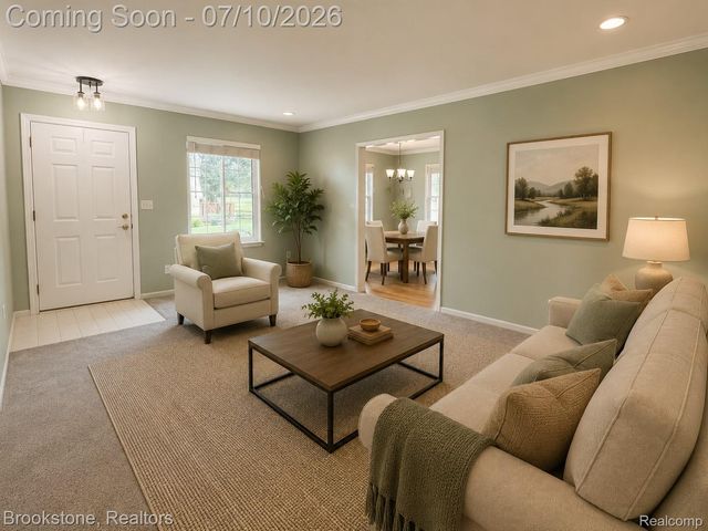 904 Country Club Drive, St. Clair Shores, MI 48082