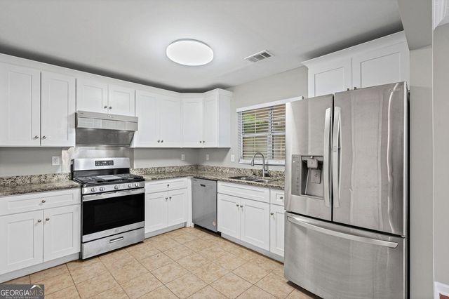 1180 Holly Circle, Lawrenceville, GA 30044