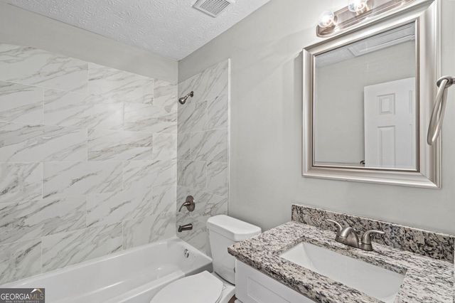 1180 Holly Circle, Lawrenceville, GA 30044