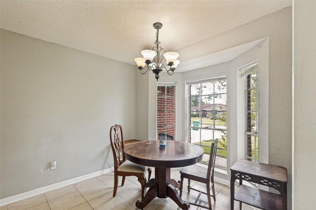 1745 Dolphin Drive, Seabrook, TX 77586