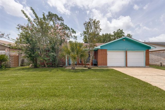 1745 Dolphin Drive, Seabrook, TX 77586