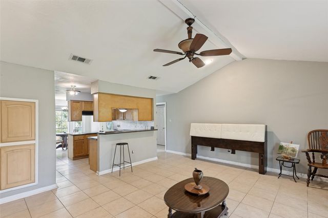 1745 Dolphin Drive, Seabrook, TX 77586