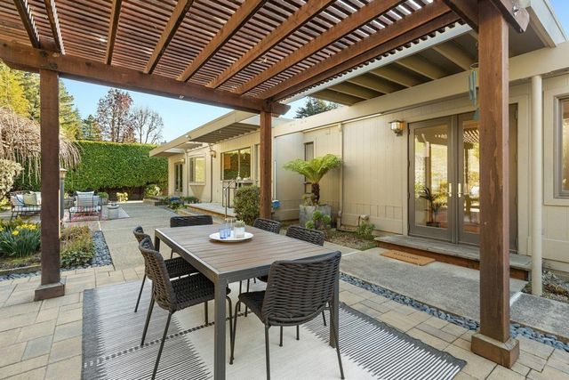 5780 Balmoral Dr, Oakland, CA 94619