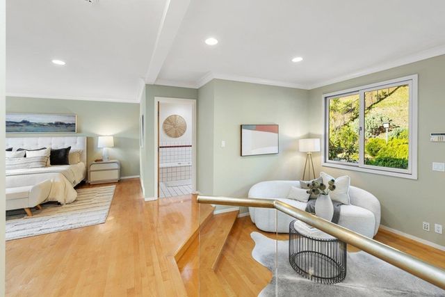 5780 Balmoral Dr, Oakland, CA 94619