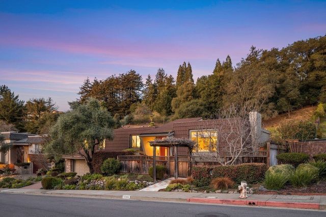 5780 Balmoral Dr, Oakland, CA 94619