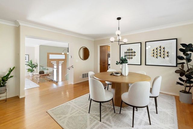 5780 Balmoral Dr, Oakland, CA 94619