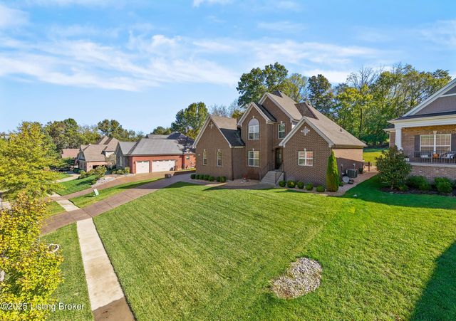 17117 Shakes Creek Dr, Fisherville, KY 40023