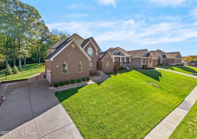 17117 Shakes Creek Dr, Fisherville, KY 40023