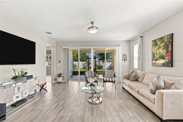 1042 HEIRLOOM DRIVE, Haines City, FL 33844