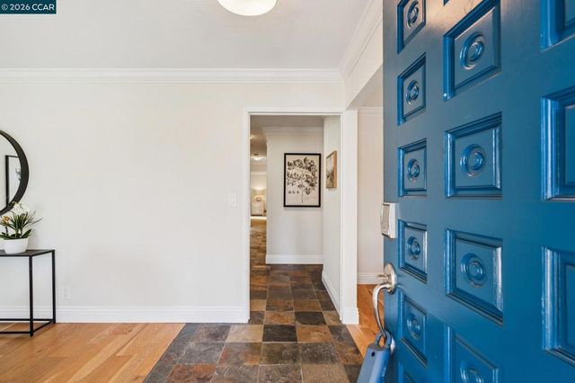 1133 Greenbrook Dr, Danville, CA 94526