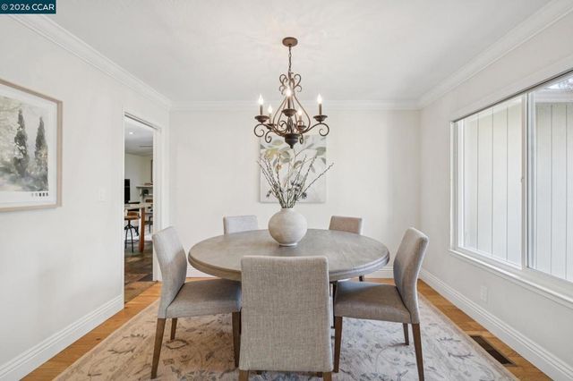 1133 Greenbrook Dr, Danville, CA 94526