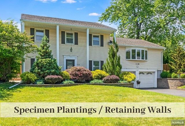 118 Munsey Road, Emerson, NJ 07630