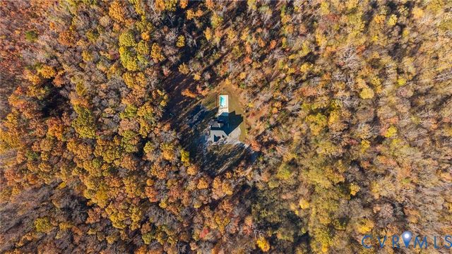 2436 Gammons Creek Dr, Maidens, VA 23102